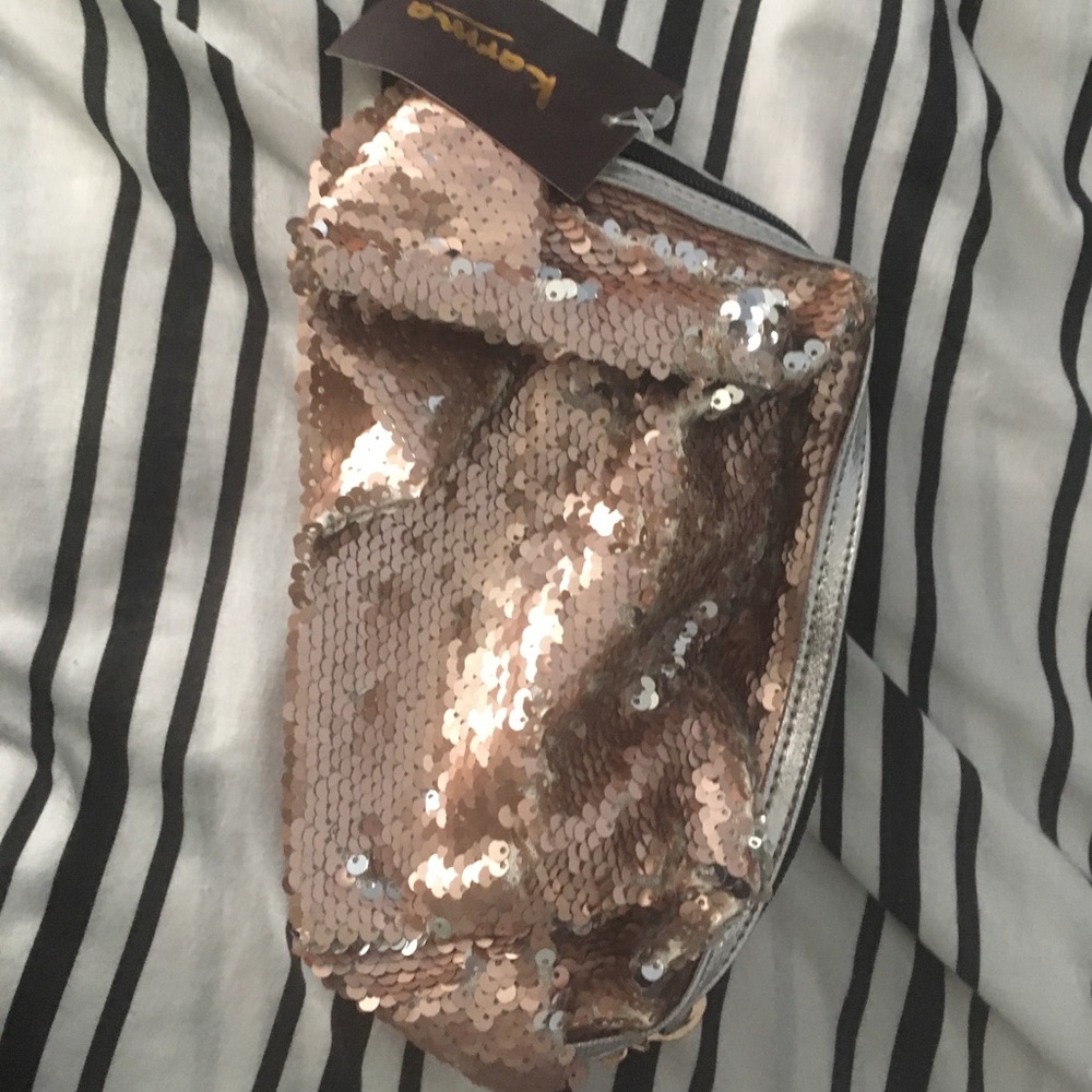 🆕 Rose gold + silver reversible sequin makeup bag
